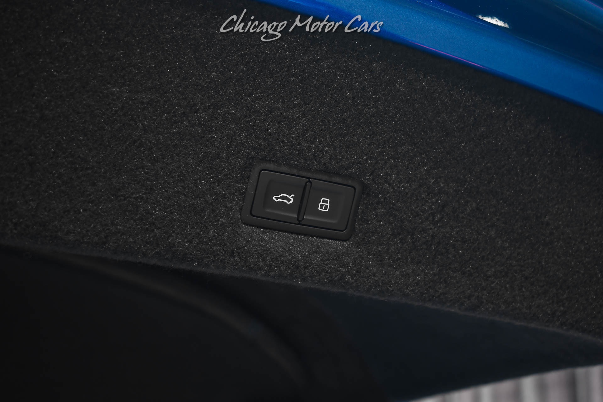 2022 LAMBORGHINI URUS - Image 60