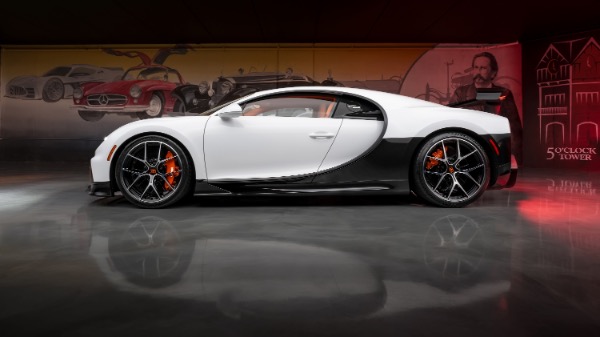 Used 2022 Bugatti Chiron Pur Sport Coupe 1 of 60 Made! Bespoke 1 of 1 Spec! TONS of Carbon! LOADED! for sale Sold at Chicago Motor Cars in West Chicago IL 60185 3