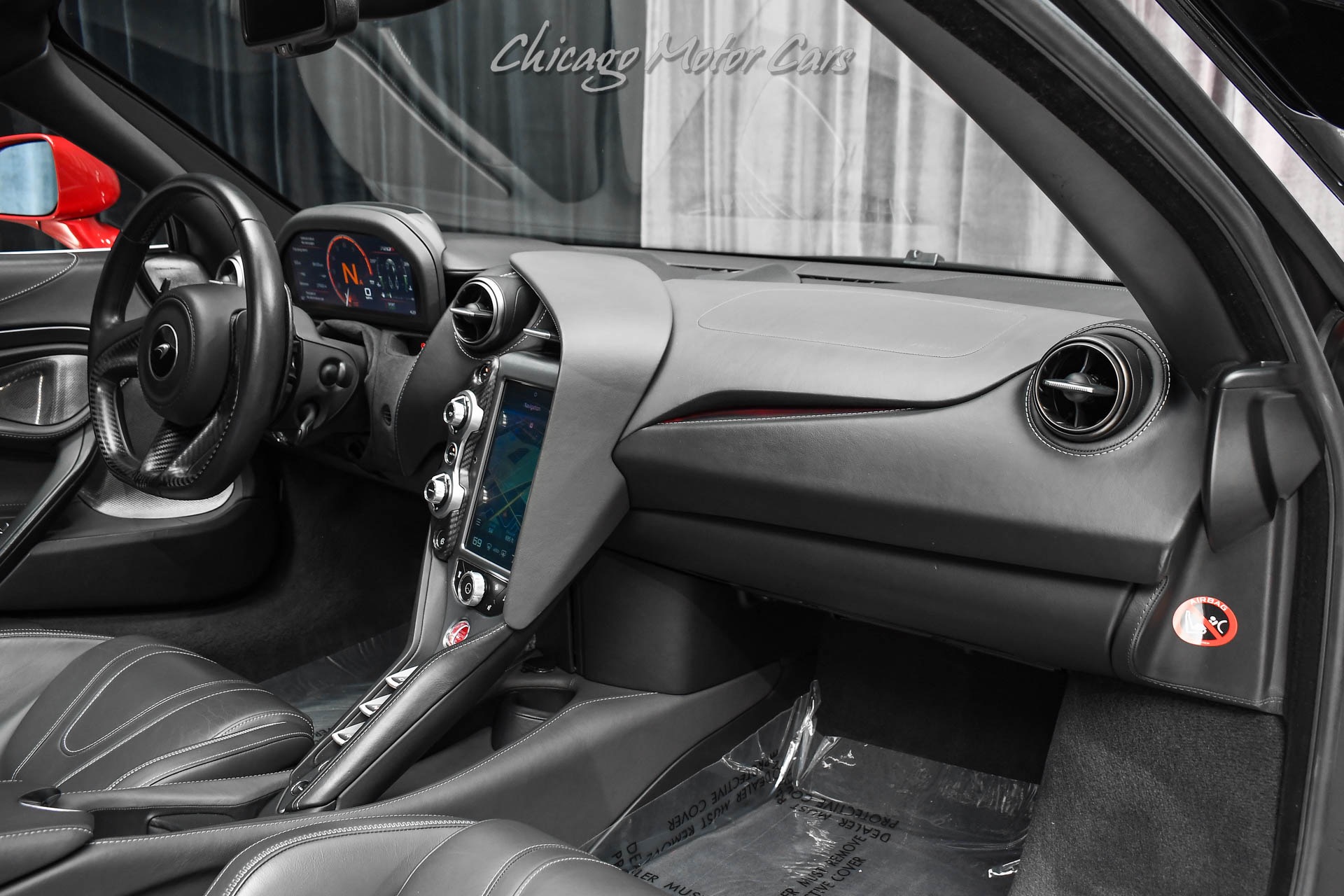 Used 2019 McLaren 720S Luxury Coupe Carbon Upgrade Pack 2! Front 