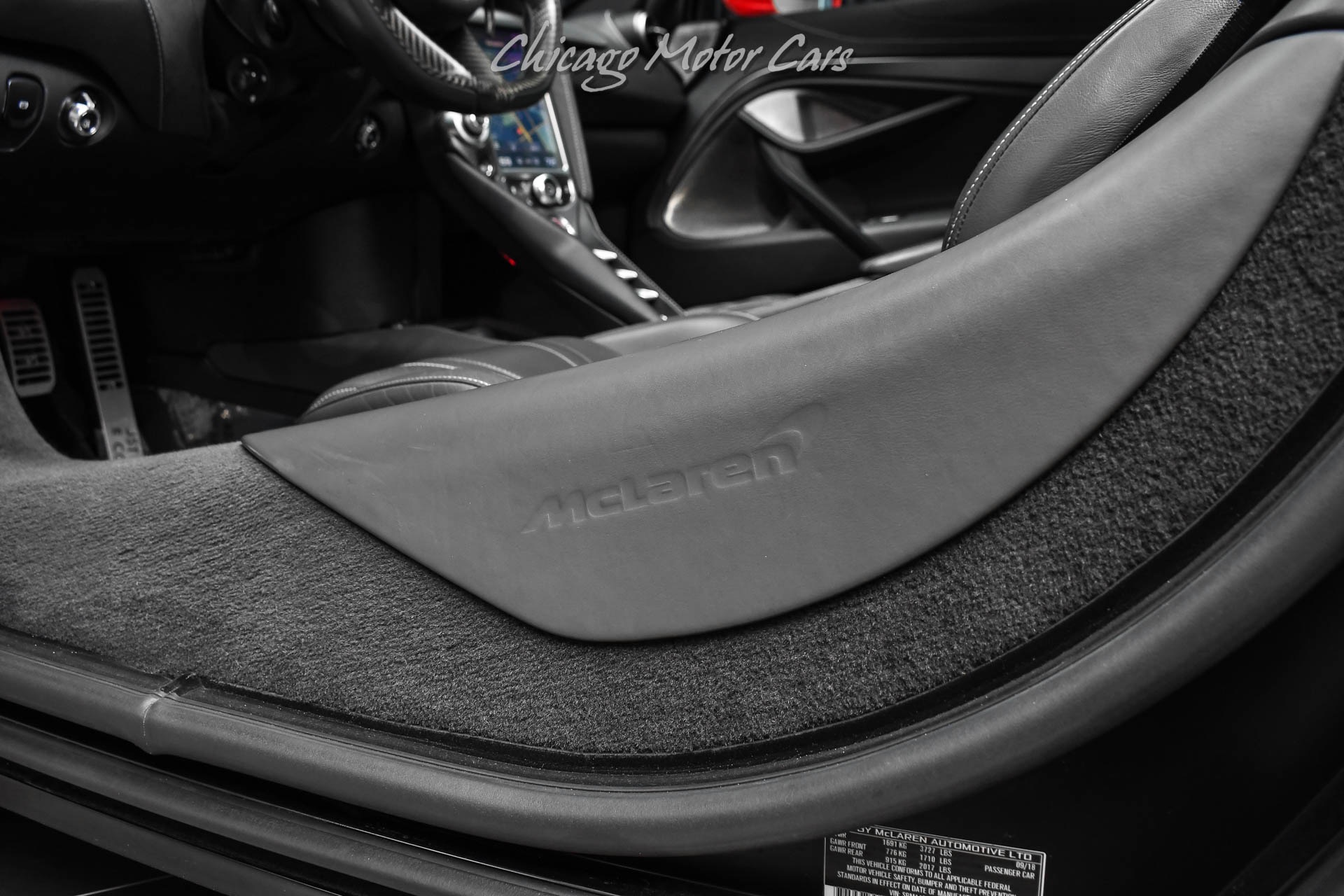 Used 2019 McLaren 720S Luxury Coupe Carbon Upgrade Pack 2! Front 
