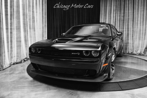 Used 2018 Dodge Challenger SRT Hellcat Widebody Coupe HOT Spec Performance Pkg! Sunroof! Borla Exhaust for sale Sold at Chicago Motor Cars in West Chicago IL 60185 2