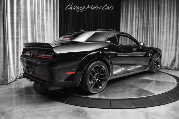 Used 2018 Dodge Challenger SRT Hellcat Widebody Coupe HOT Spec Performance Pkg! Sunroof! Borla Exhaust for sale Sold at Chicago Motor Cars in West Chicago IL 60185 5