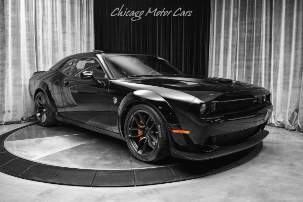 Used 2018 Dodge Challenger SRT Hellcat Widebody Coupe HOT Spec Performance Pkg! Sunroof! Borla Exhaust for sale Sold at Chicago Motor Cars in West Chicago IL 60185 6