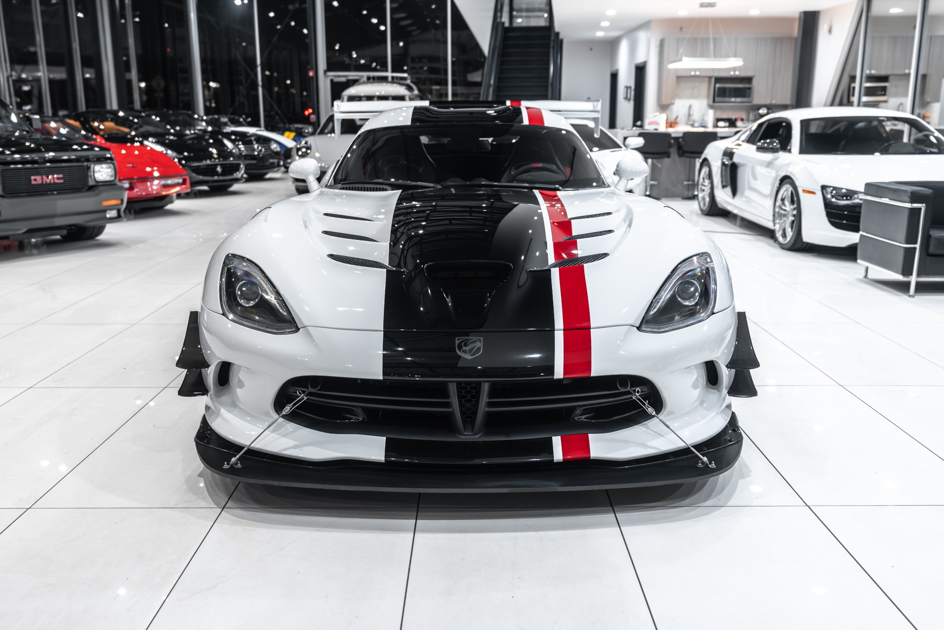 Used-2016-Dodge-Viper-ACR-Extreme-Aero-Pkg-Coupe-Black---Red-Painted-Stripes-ONLY-12k-Miles