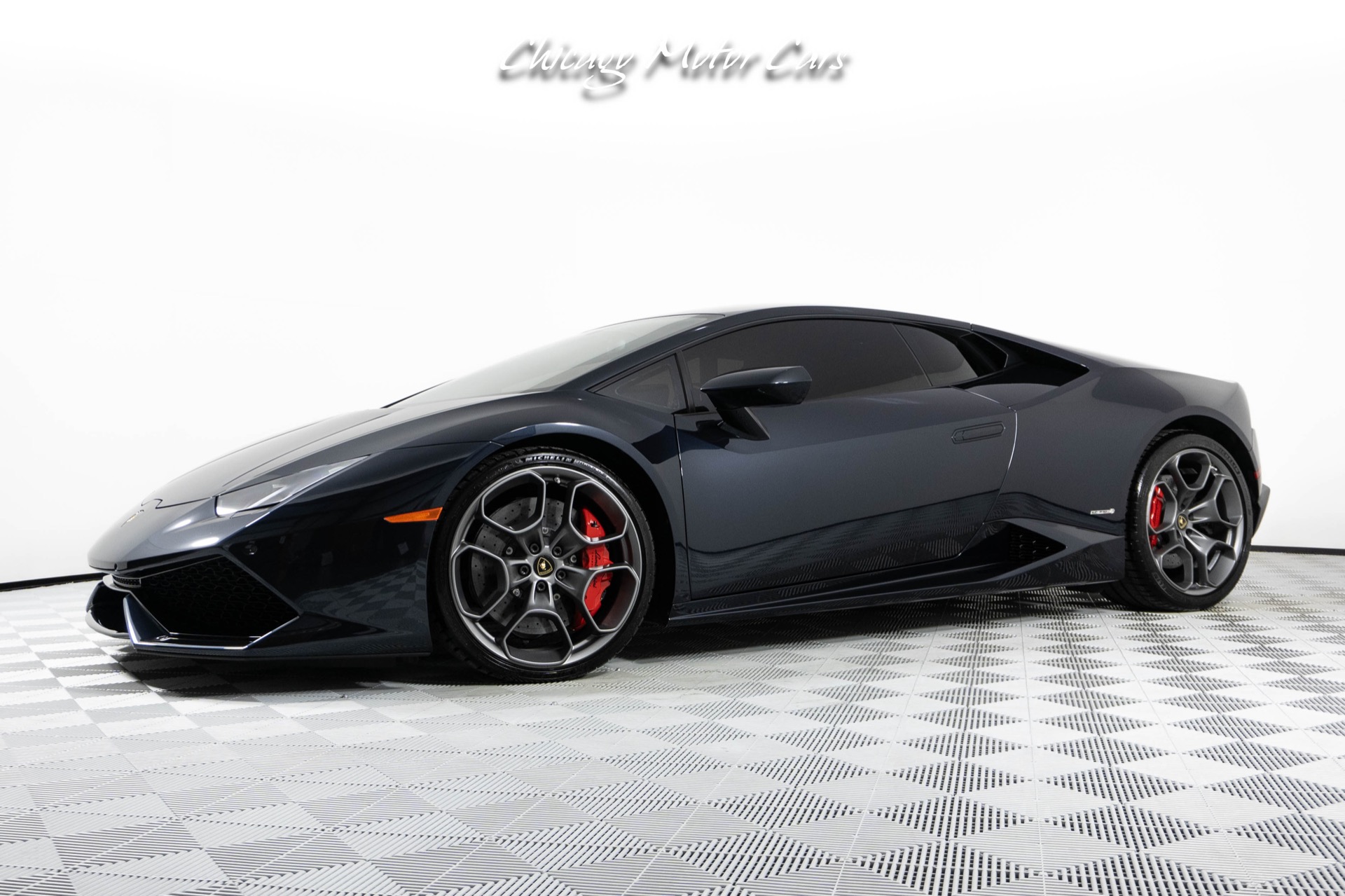 Used 2015 Lamborghini Huracan LP610-4 Only 7k Miles! Performance Used 2015 Lamborghini Huracan LP610-4 Only 7k Miles! Performance