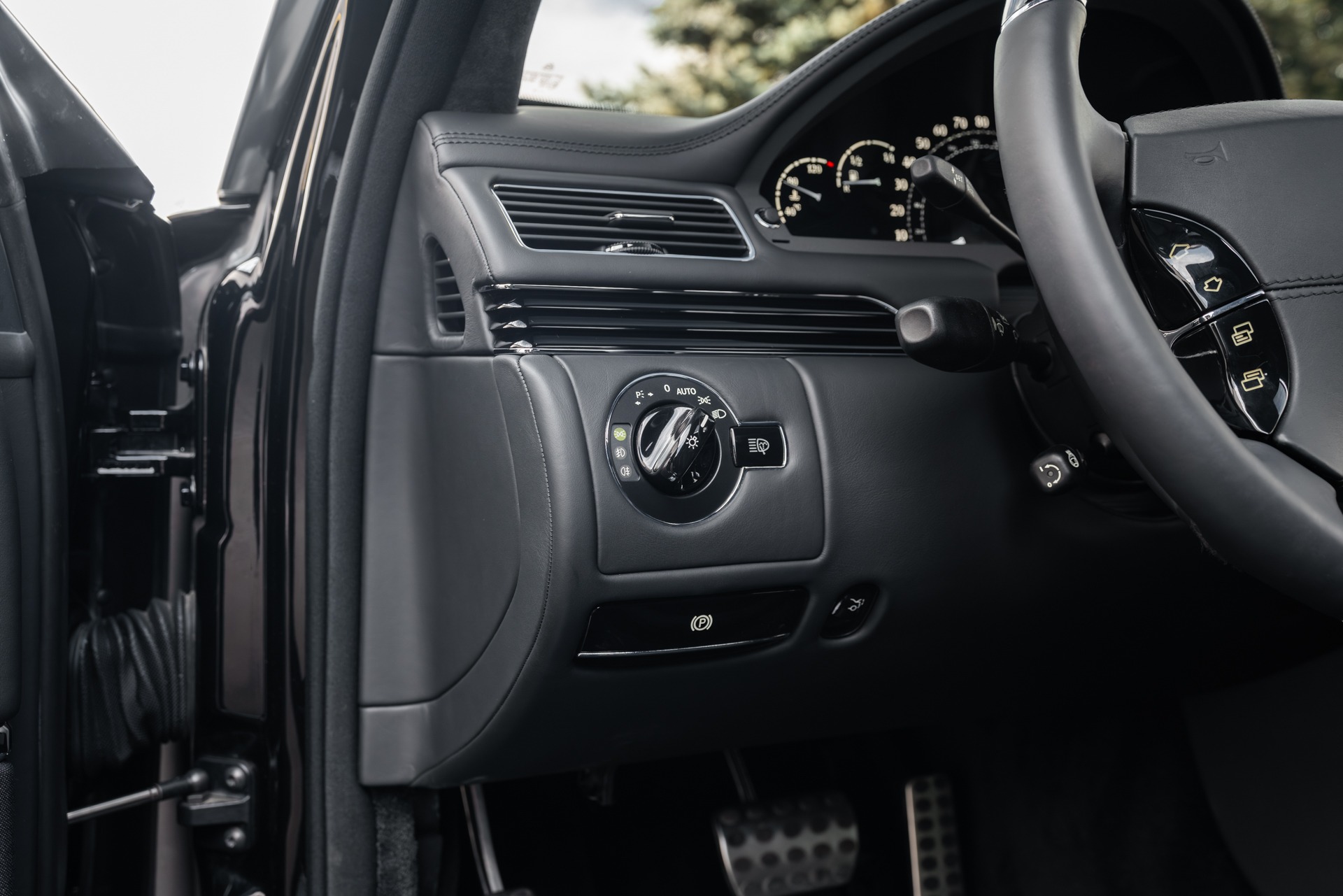 2009 MAYBACH 57 - Image 10