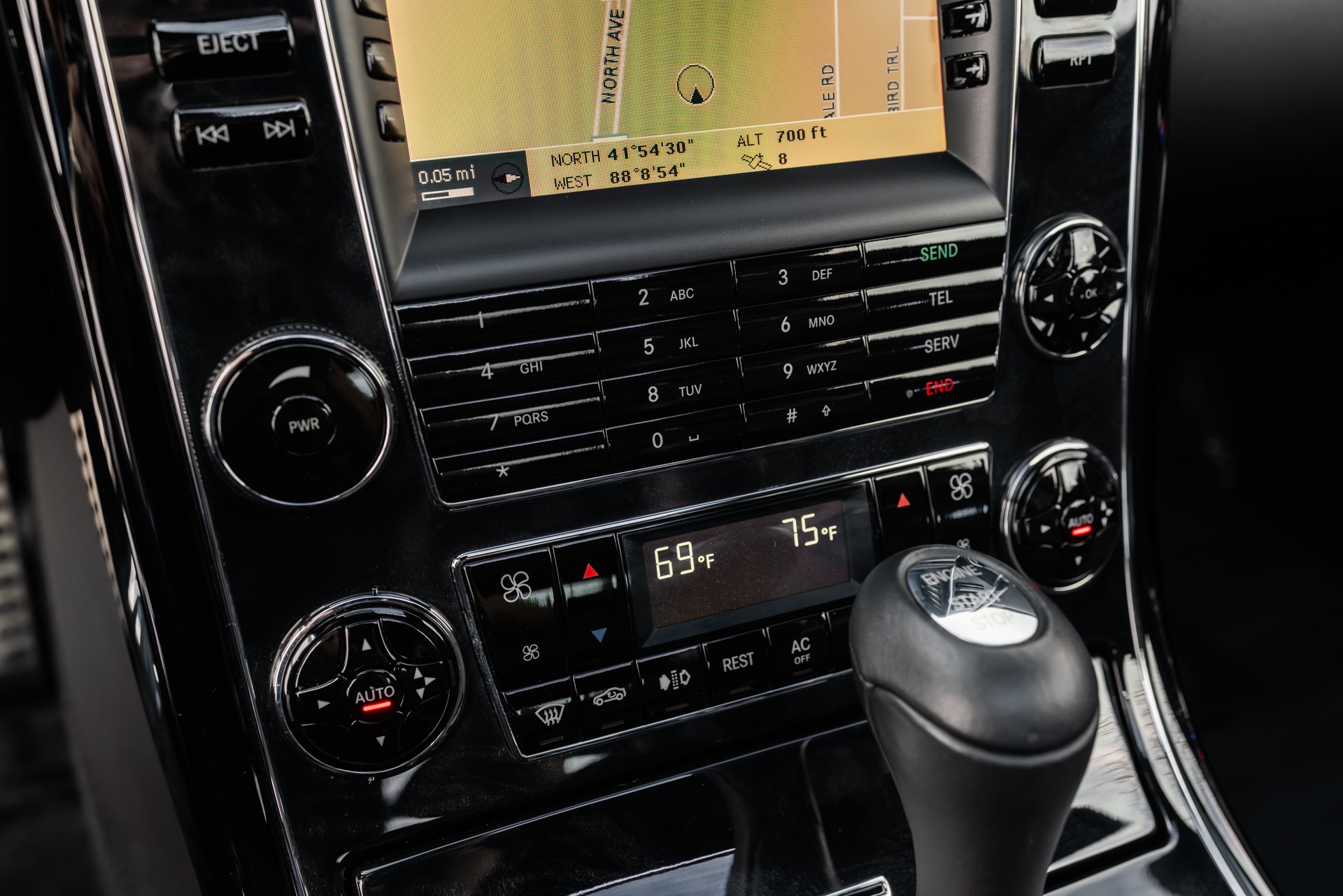 2009 MAYBACH 57 - Image 17