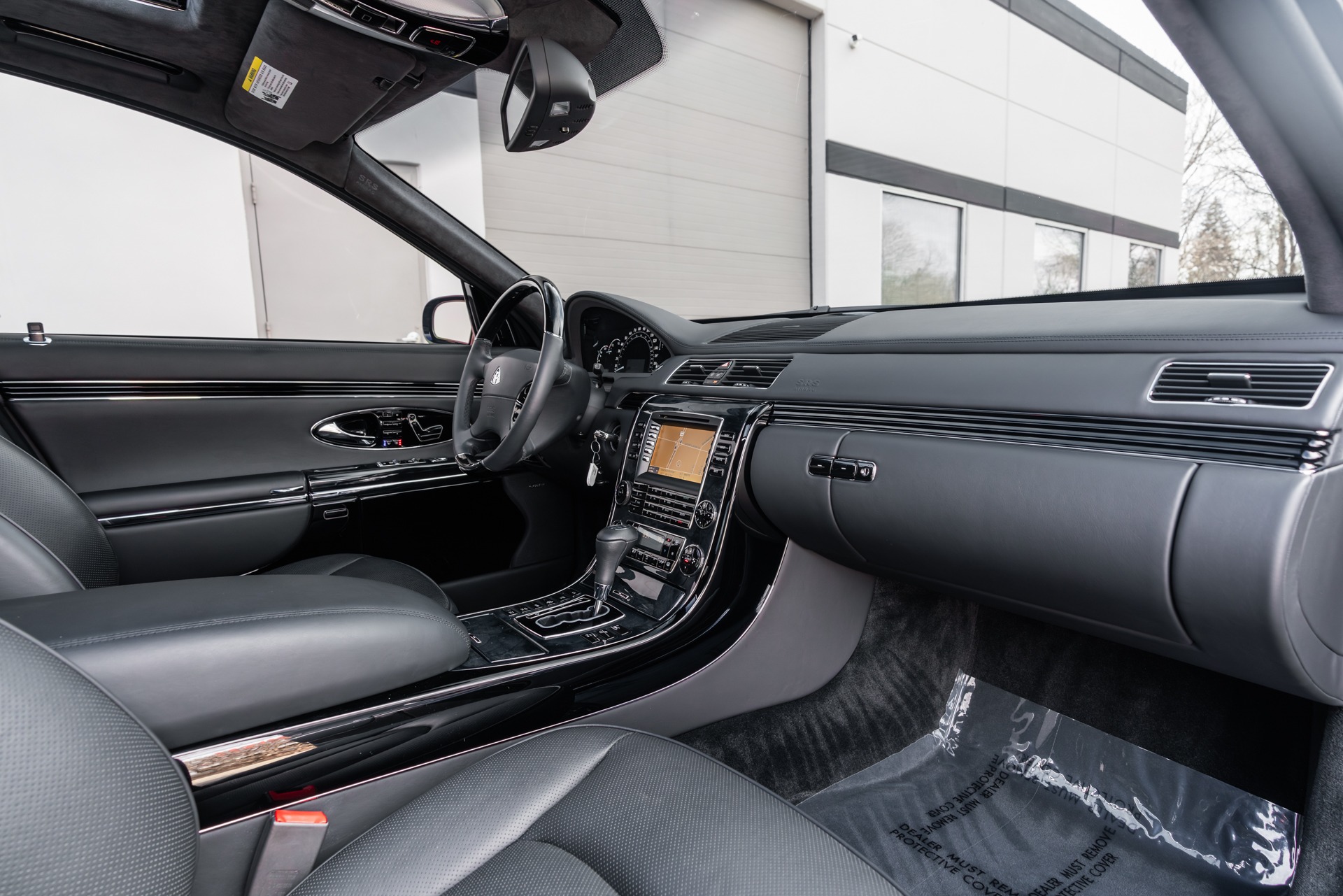 2009 MAYBACH 57 - Image 24