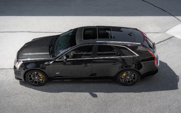 Used 2011 Cadillac CTS-V Wagon ONLY 11k Miles! Manual Transmission! Diamond Black Paint! RARE! for sale Sold at Chicago Motor Cars in West Chicago IL 60185 4