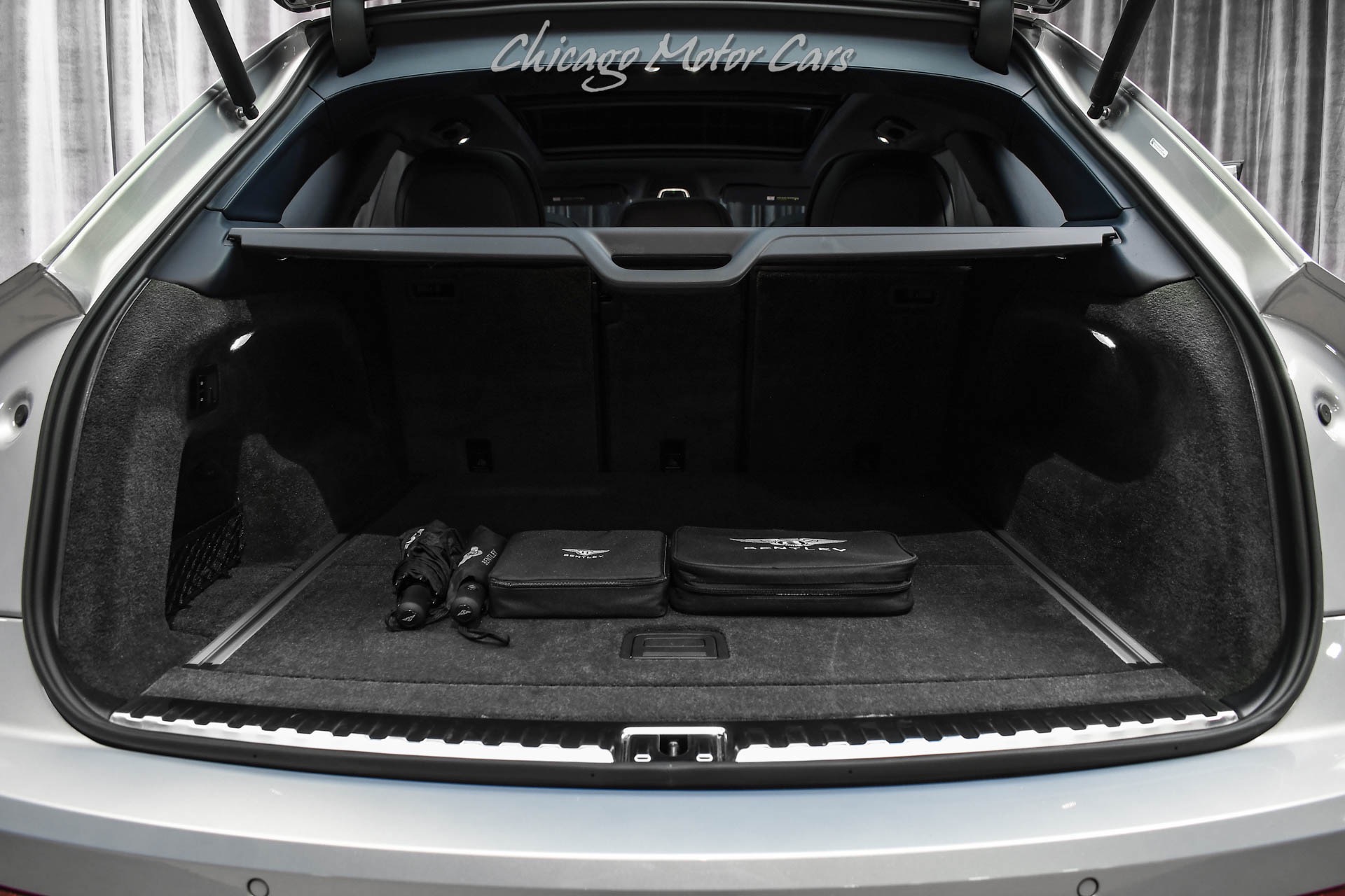 Used-2023-Bentley-Bentayga-S-V8-264K-MSRP-Extended-Range-Paint-Five-Seat-Comfort-Spec-Only-5k-Miles