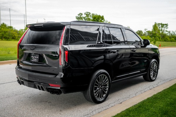 Used 2023 Cadillac Escalade-V SUV Night Vision! Super Cruise! Rear Entertainment! Loaded! for sale Sold at Chicago Motor Cars in West Chicago IL 60185 5