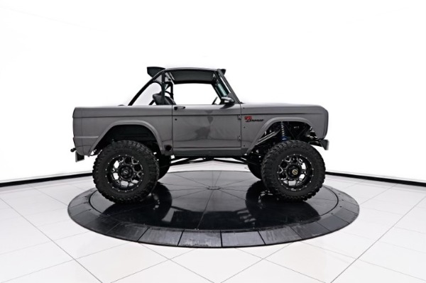 Used 1970 FORD BRONCO 4WD Custom Restoration! EFI 427ci!Auto!Holley Dash!500 miles on build! for sale Sold at Chicago Motor Cars in West Chicago IL 60185 3