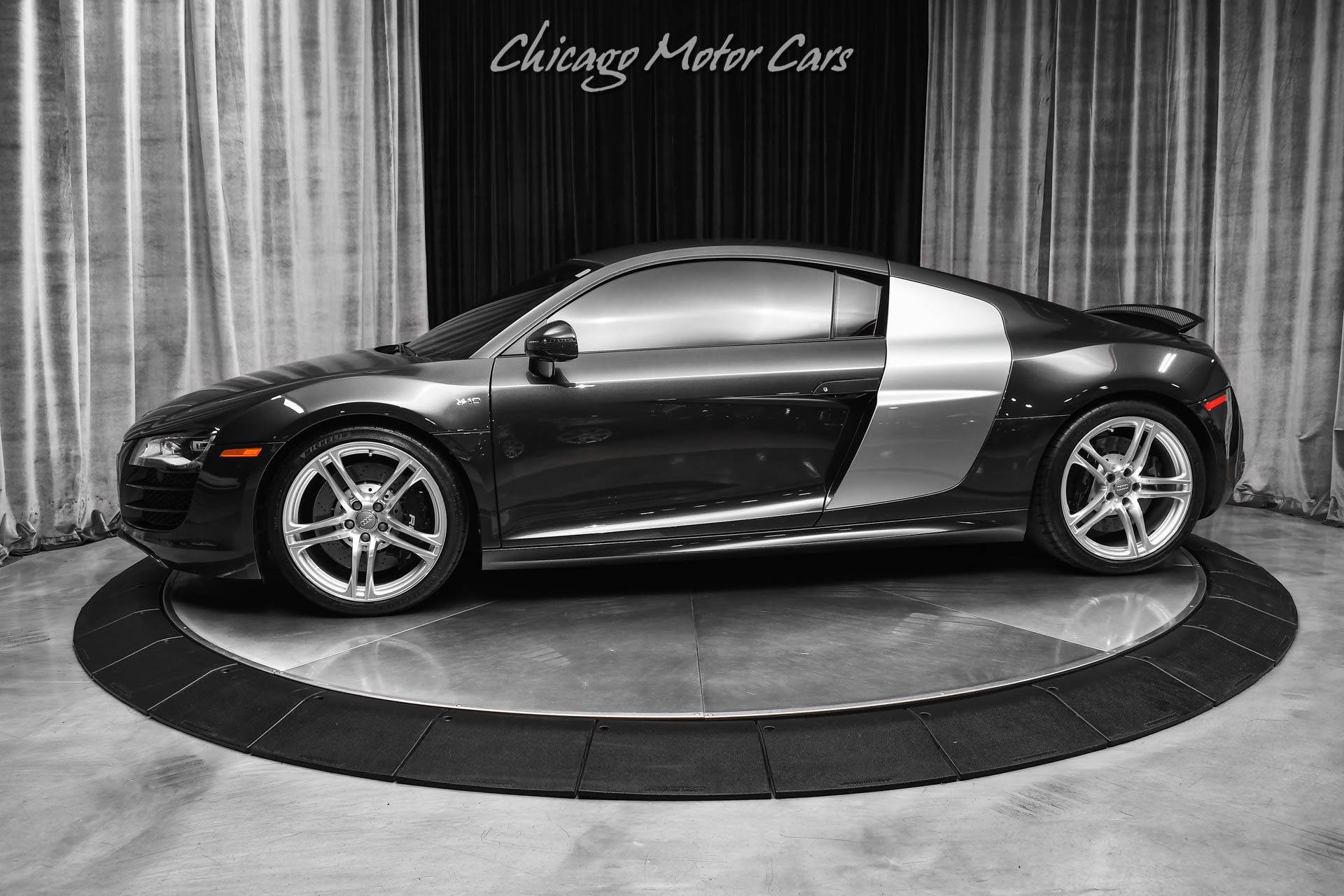 Used 2012 Audi R8 5.2L V10 Quattro Coupe! Carbon Exterior Package