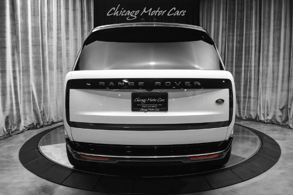 Used 2023 Land Rover Range Rover P400 SE LWB 7-Seat Rare Spec Deployable SideSteps Rear Entertainment Loaded for sale Sold at Chicago Motor Cars in West Chicago IL 60185 4