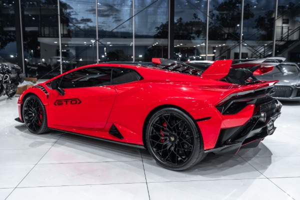 Used 2022 Lamborghini Huracan STO $19K Pearl Effect Paint Carbon Ceramic Brakes Sport Seats 155 Miles for sale Sold at Chicago Motor Cars in West Chicago IL 60185 3