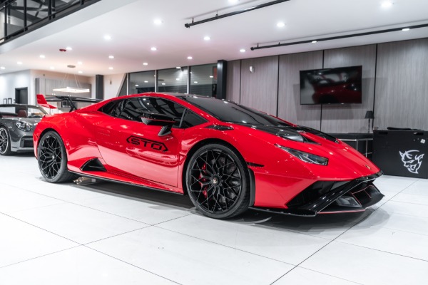 Used 2022 Lamborghini Huracan STO $19K Pearl Effect Paint Carbon Ceramic Brakes Sport Seats 155 Miles for sale Sold at Chicago Motor Cars in West Chicago IL 60185 6