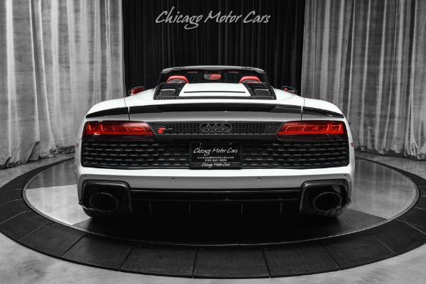Used 2020 Audi R8 5.2 quattro V10 performance Spyder! B&O Sound! Tons of Carbon Fiber! for sale Sold at Chicago Motor Cars in West Chicago IL 60185 4