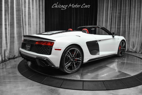 Used 2020 Audi R8 5.2 quattro V10 performance Spyder! B&O Sound! Tons of Carbon Fiber! for sale Sold at Chicago Motor Cars in West Chicago IL 60185 5