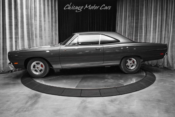 Used 1969 Plymouth Roadrunner 472 Stroked 426 HEMI! Rotisserie Restored! Disc Brakes! Holley Efi for sale Sold at Chicago Motor Cars in West Chicago IL 60185 1