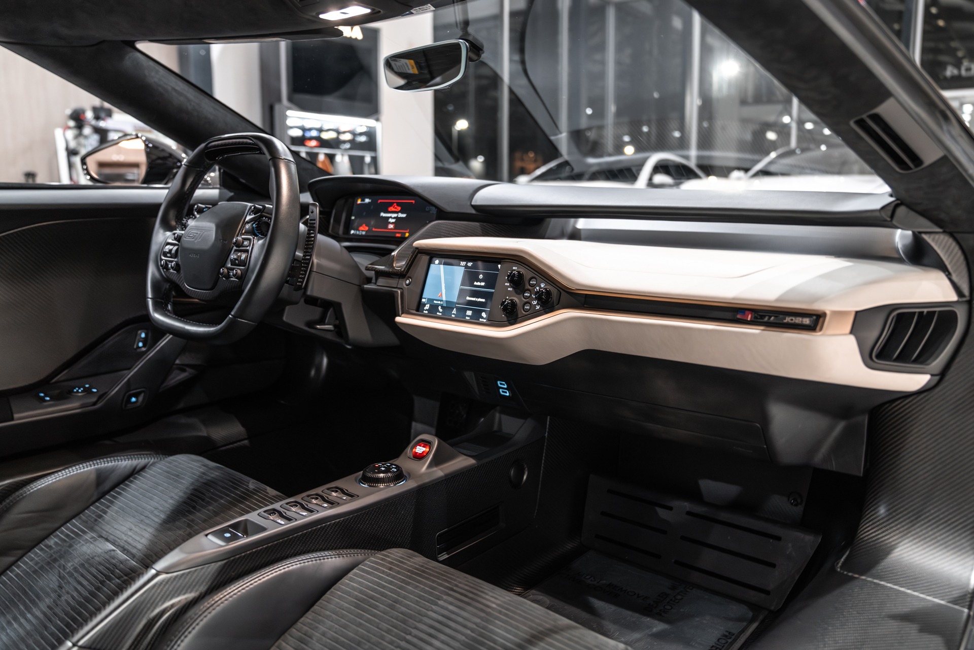 2018 FORD GT - Image 25