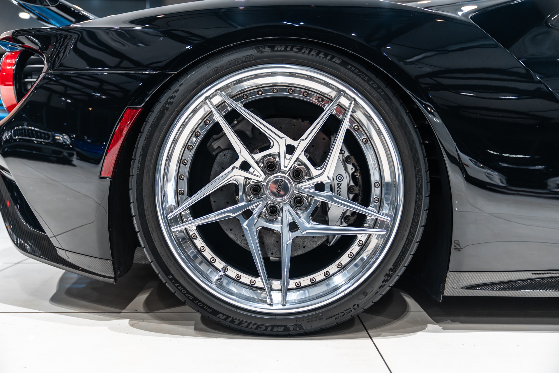 2018 FORD GT - Image 64