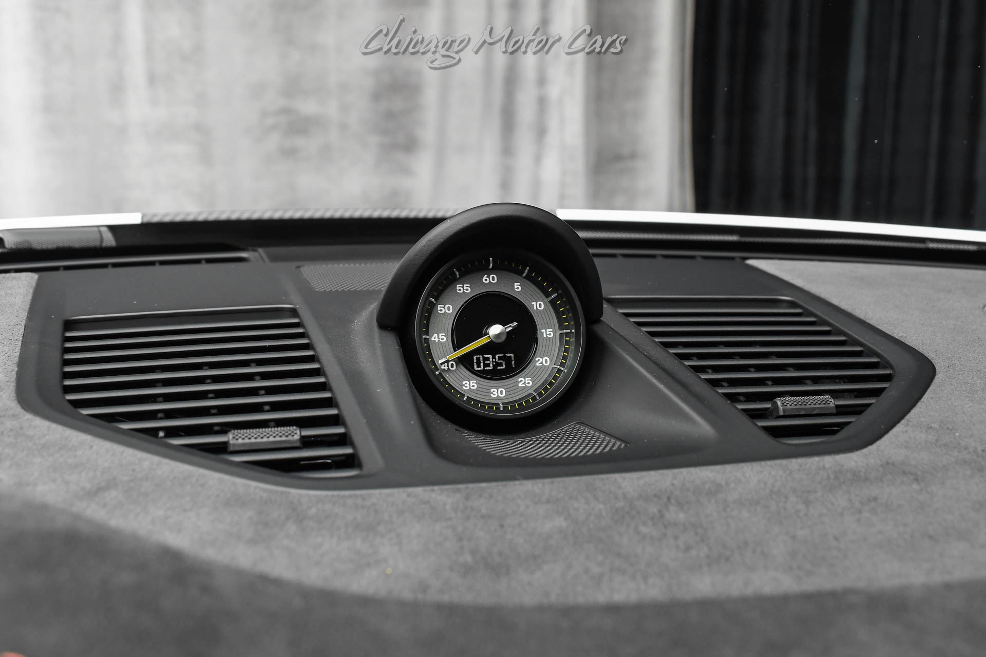 2024 PORSCHE 911 - Image 11