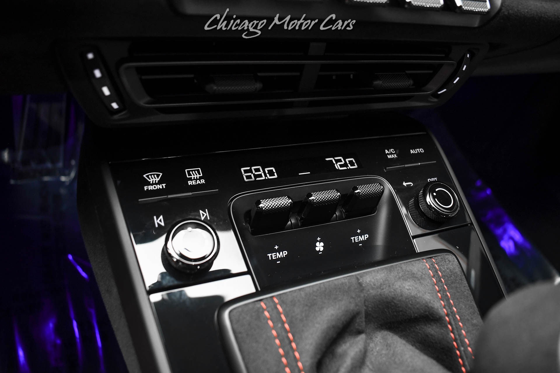 2024 PORSCHE 911 - Image 16