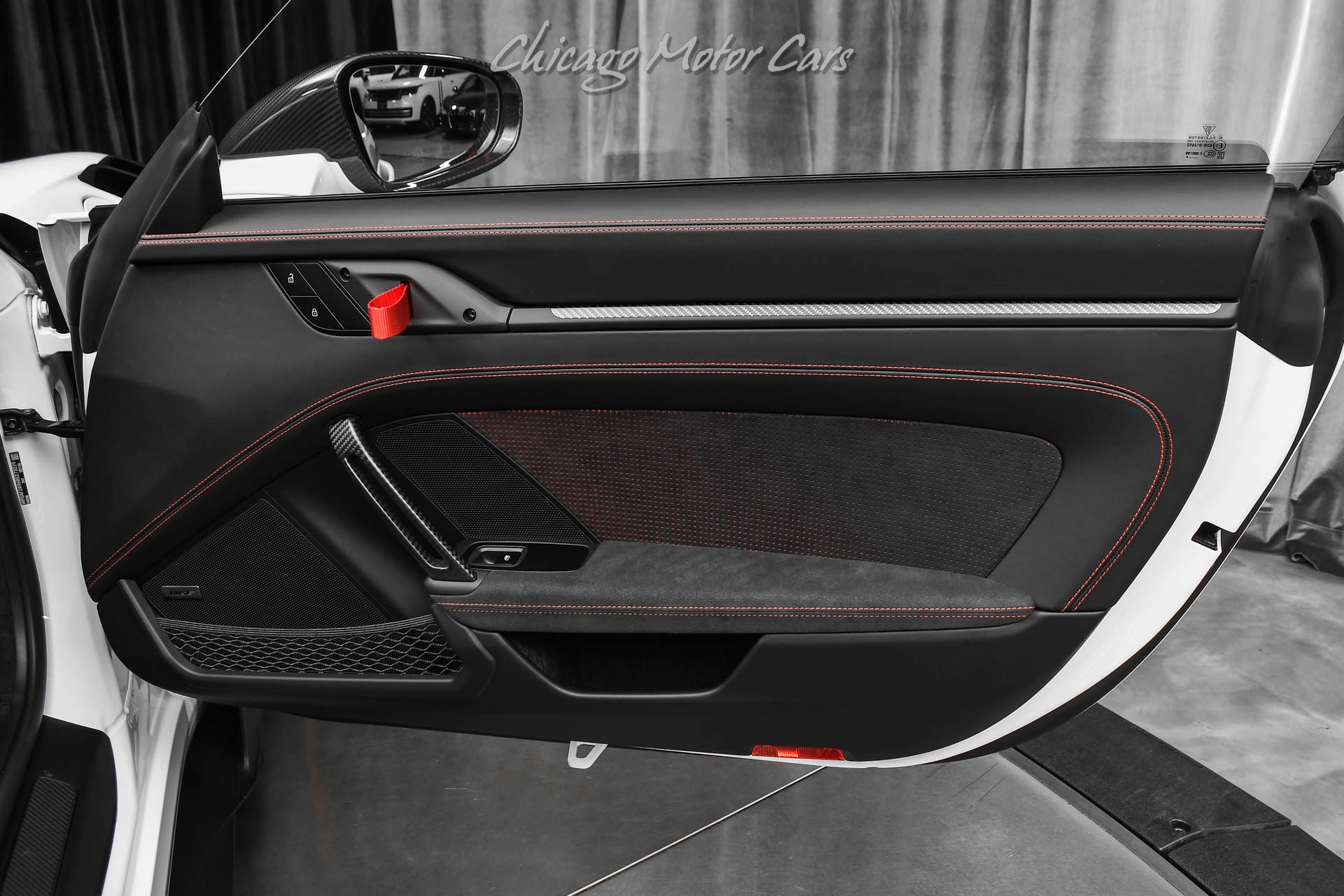 2024 PORSCHE 911 - Image 31