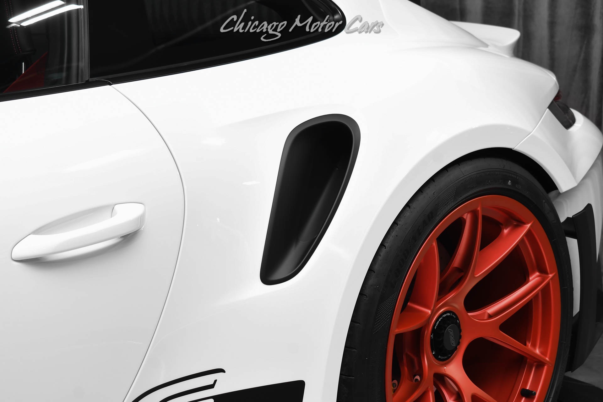 2024 PORSCHE 911 - Image 37