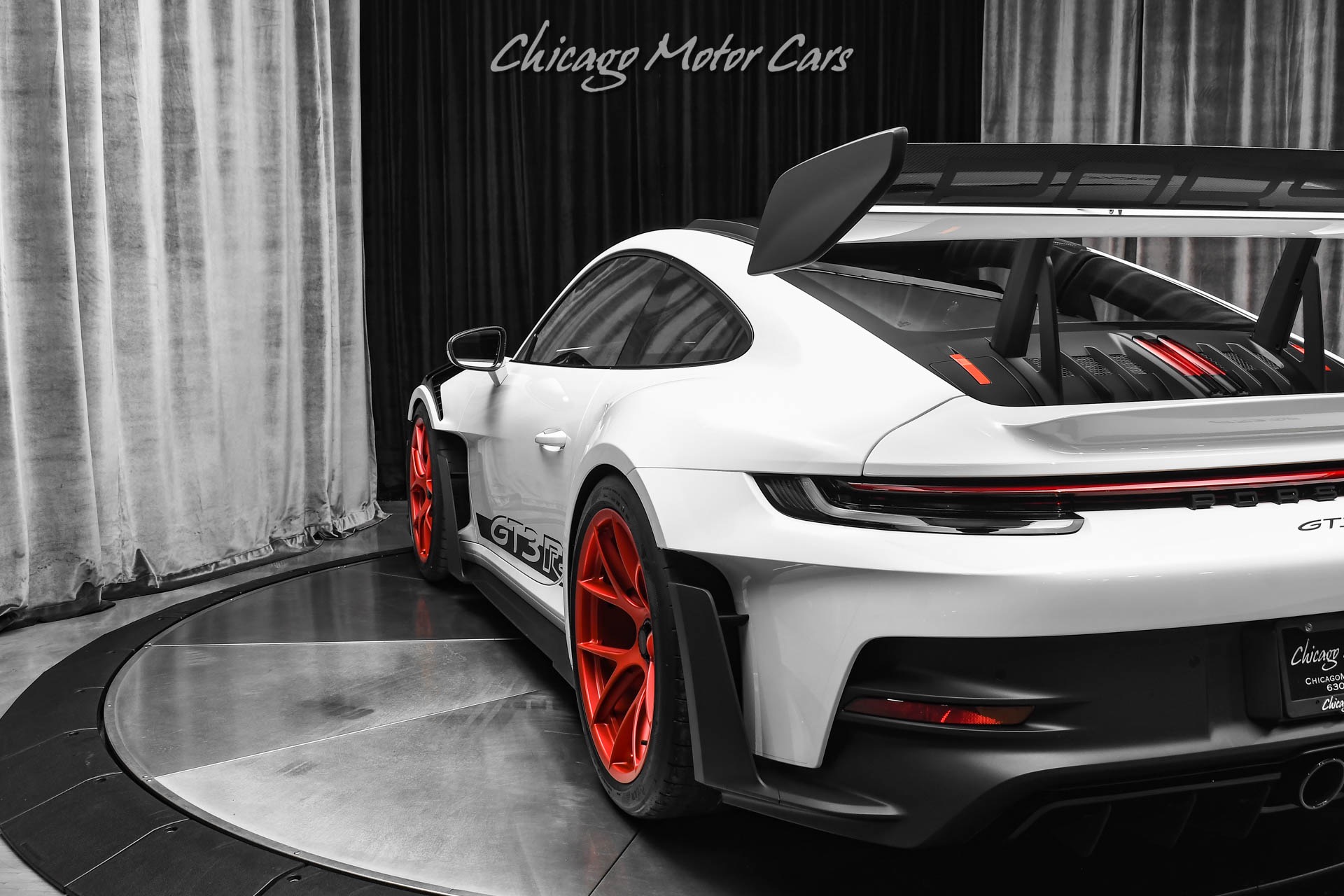 2024 PORSCHE 911 - Image 40