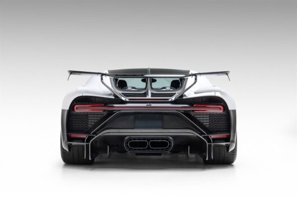 Used 2021 Bugatti Chiron Pur Sport Coupe 1/60 Made Bespoke 1 of 1 Spec Extended Warranty and Service for sale Sold at Chicago Motor Cars in West Chicago IL 60185 4