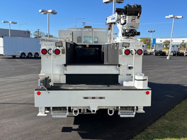 Used 2015 Kenworth T370 Service Truck with Crane for sale Sold at Chicago Motor Cars in West Chicago IL 60185 6