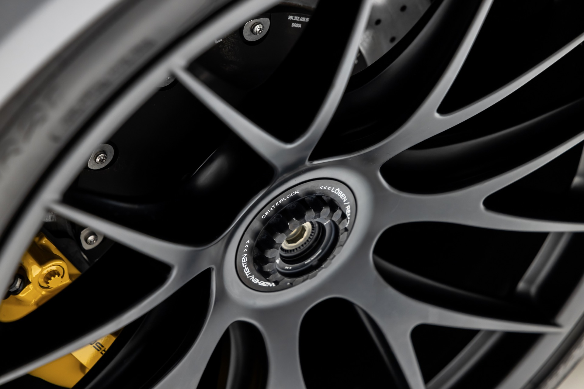 2018 PORSCHE 911 - Image 10