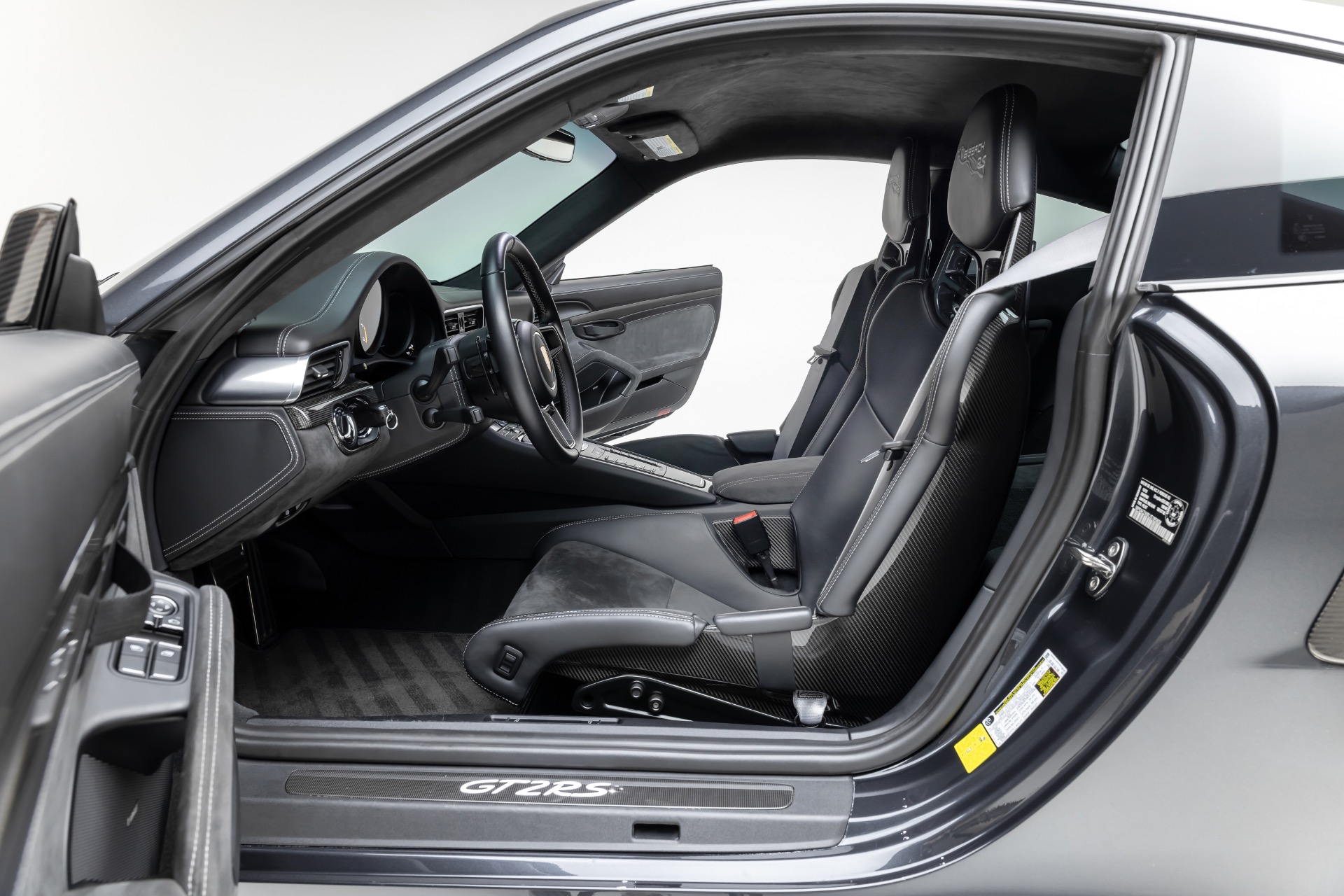 2018 PORSCHE 911 - Image 16