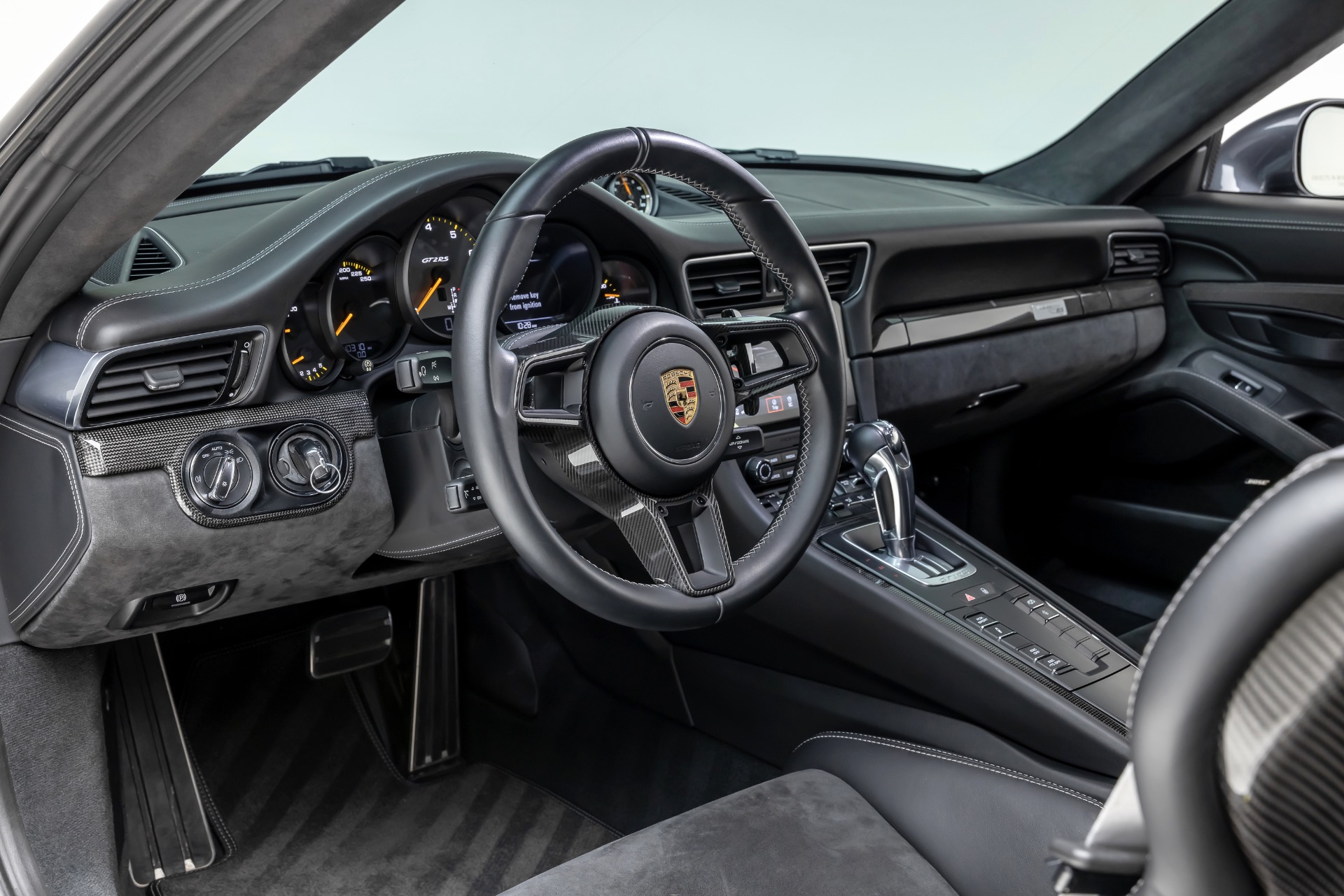 2018 PORSCHE 911 - Image 21