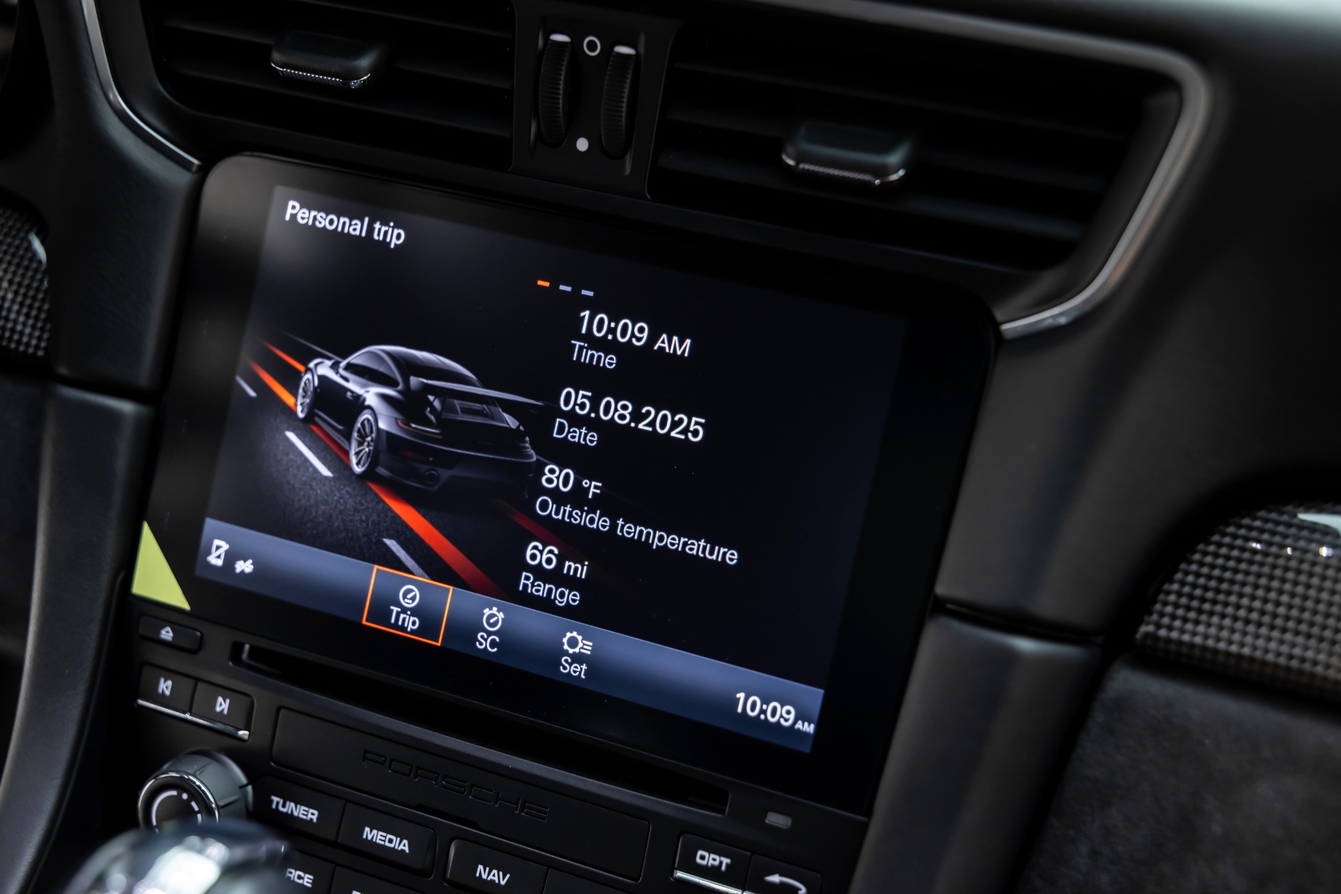 2018 PORSCHE 911 - Image 27