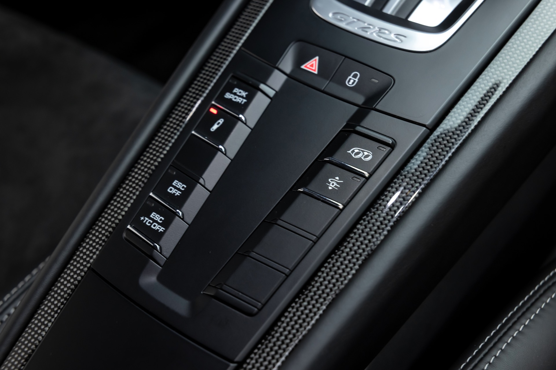 2018 PORSCHE 911 - Image 29