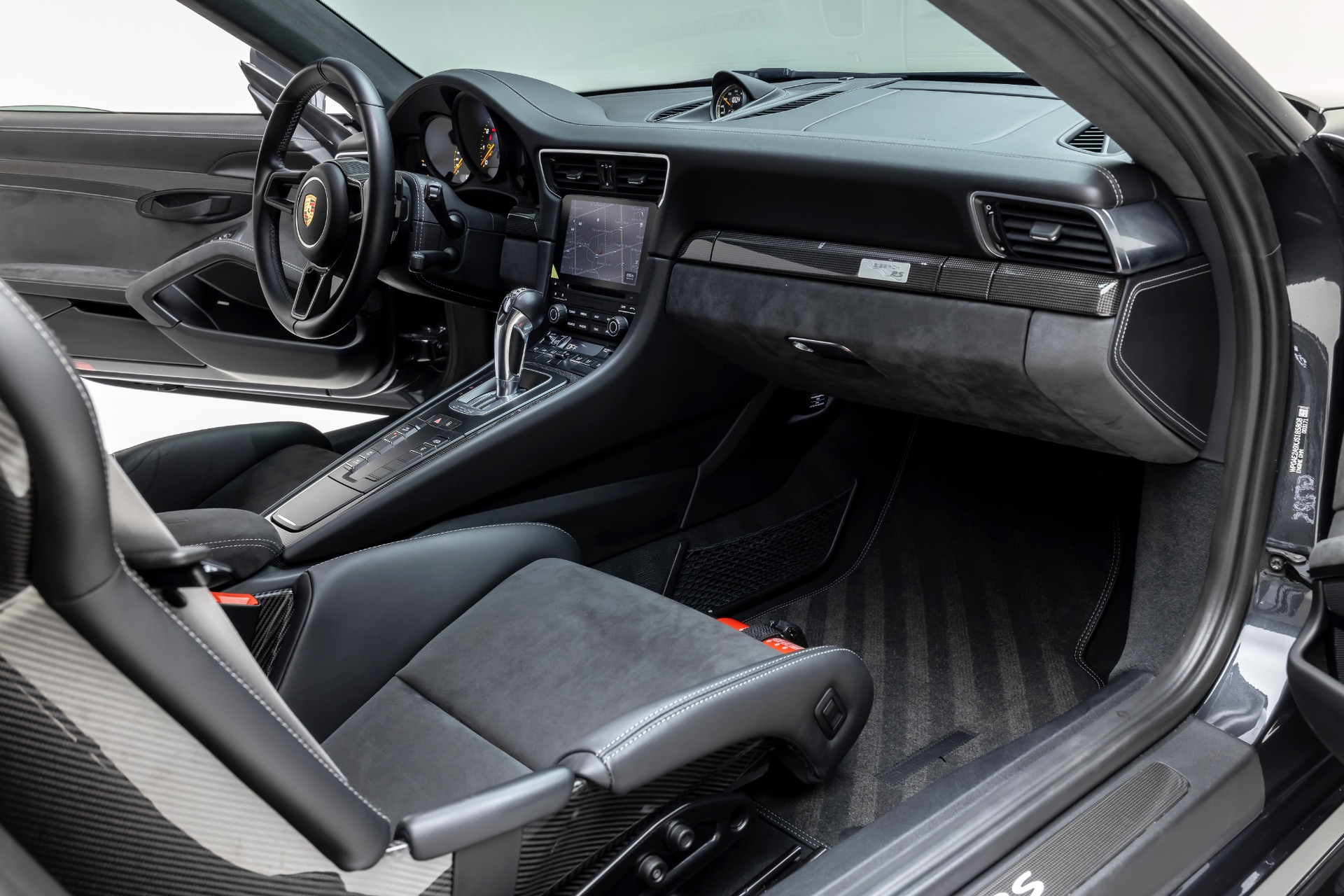 2018 PORSCHE 911 - Image 40