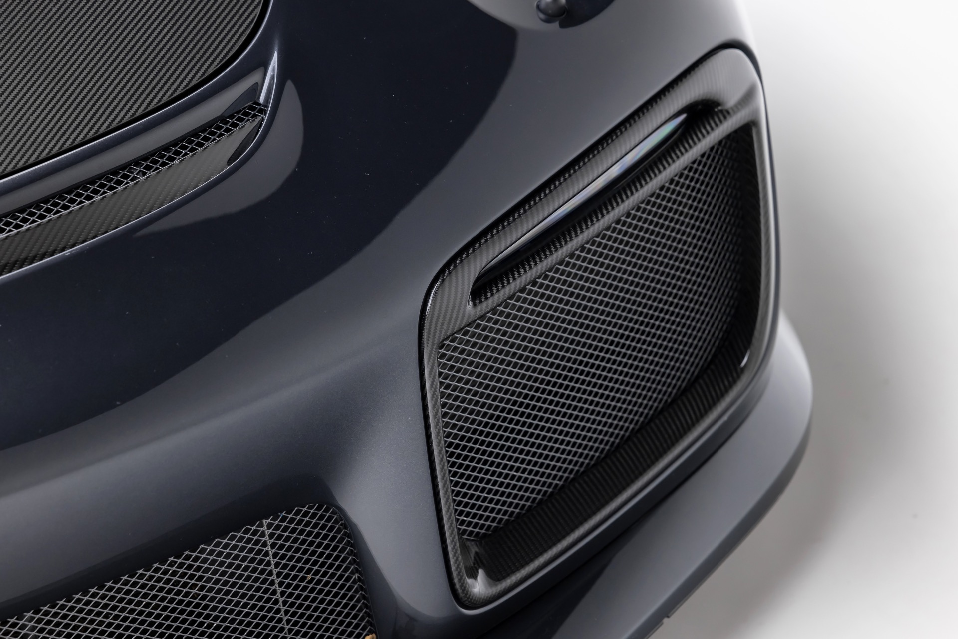 2018 PORSCHE 911 - Image 46