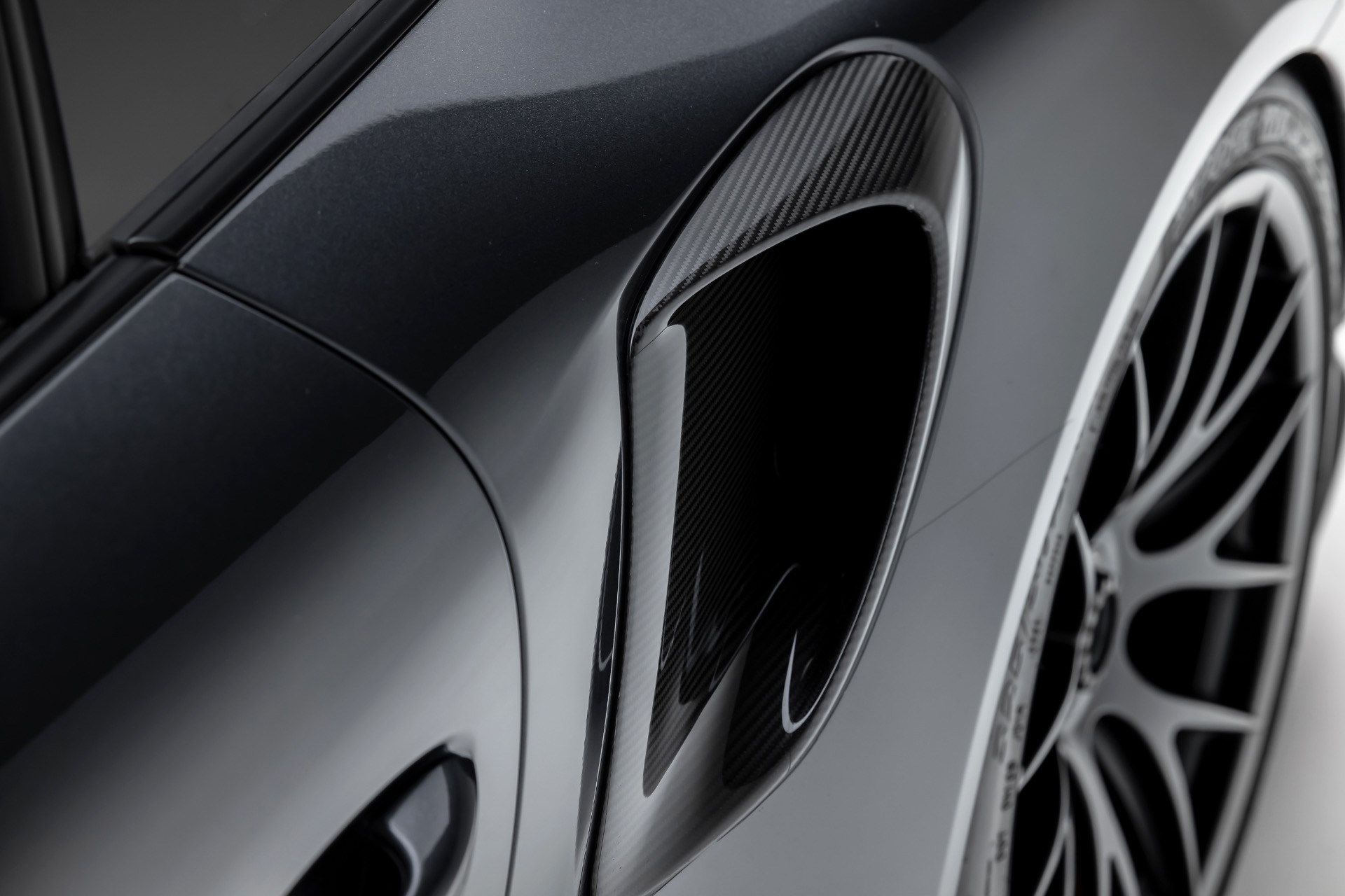 2018 PORSCHE 911 - Image 56