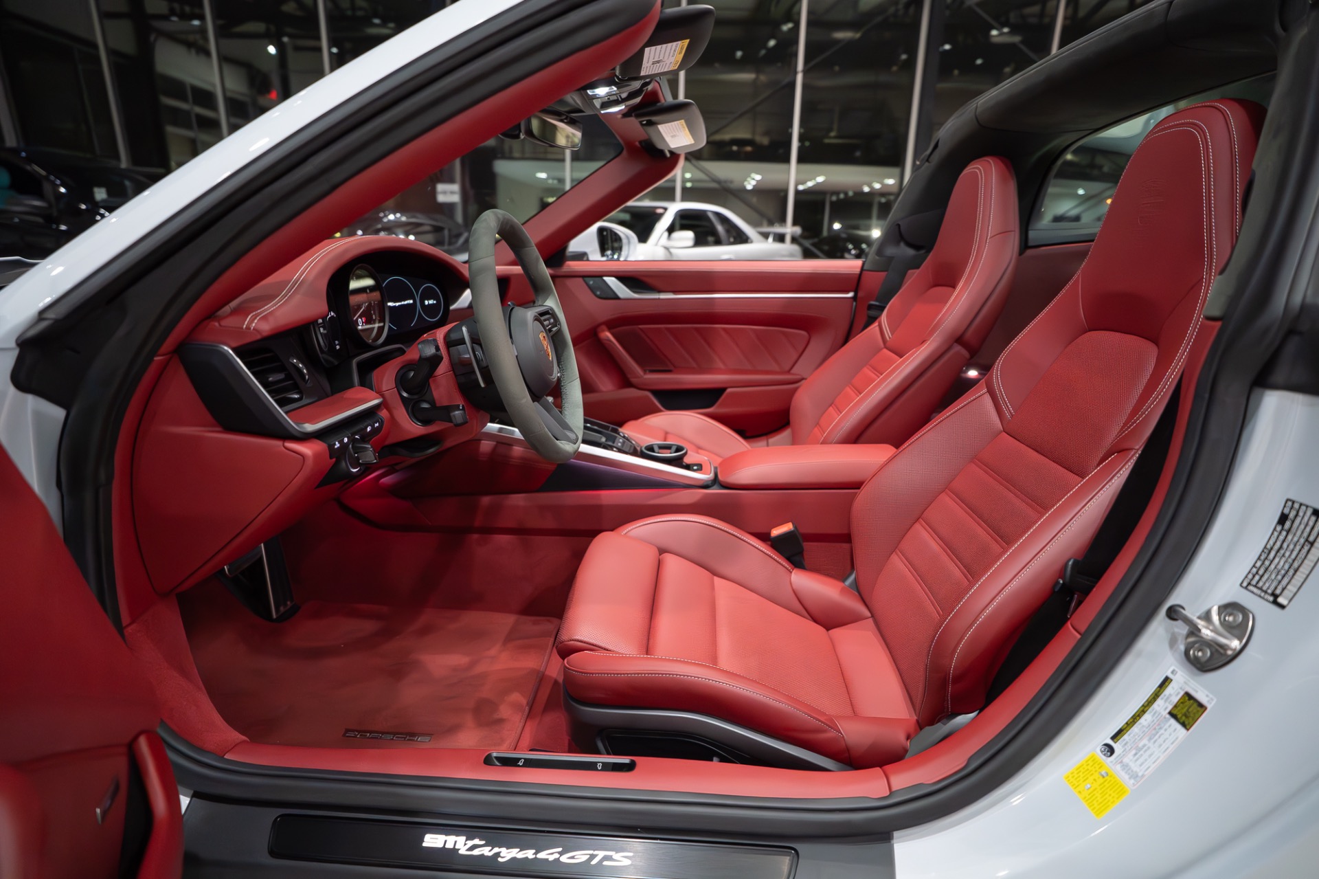 2024 PORSCHE 911 - Image 15