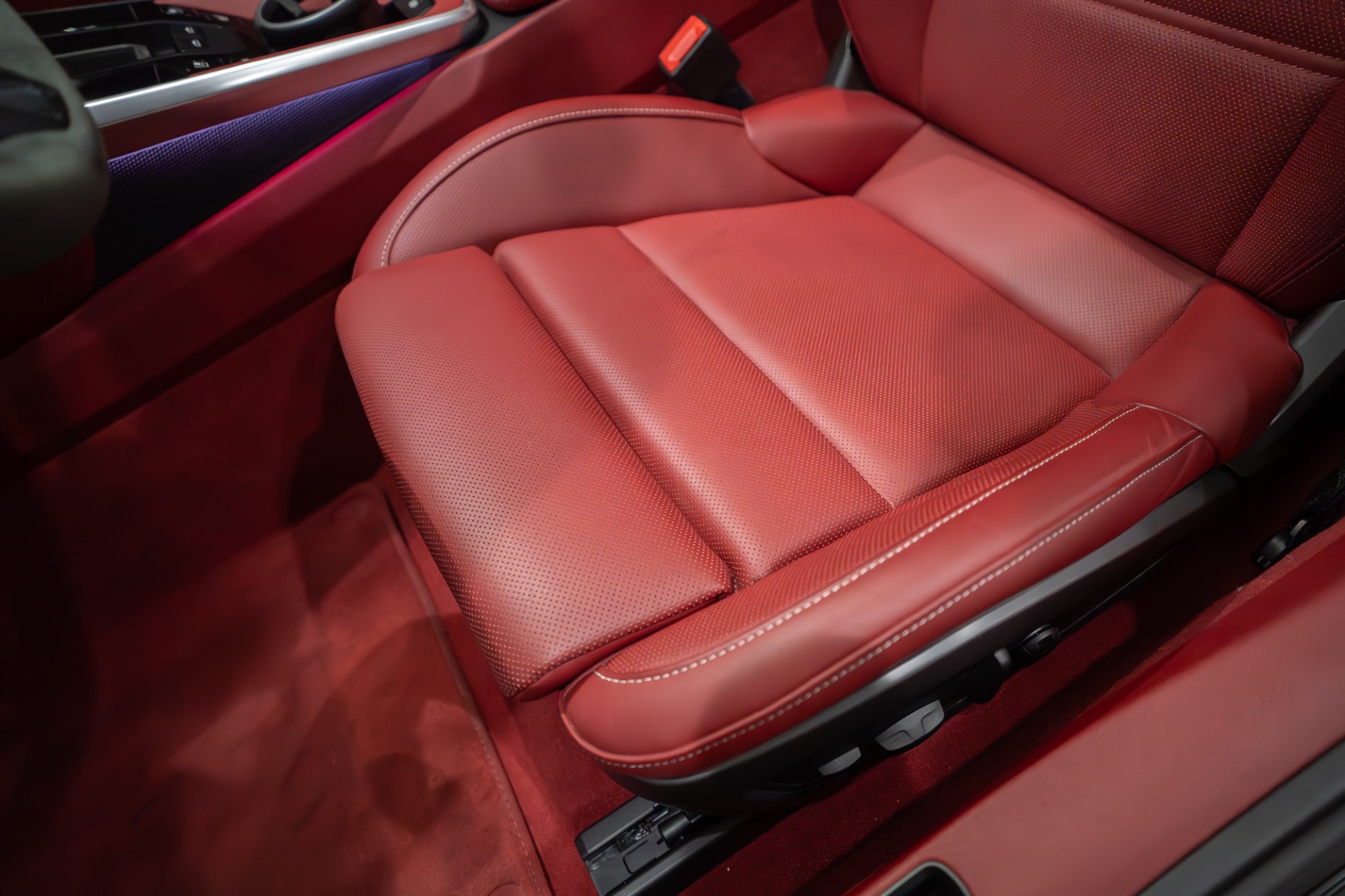 2024 PORSCHE 911 - Image 17