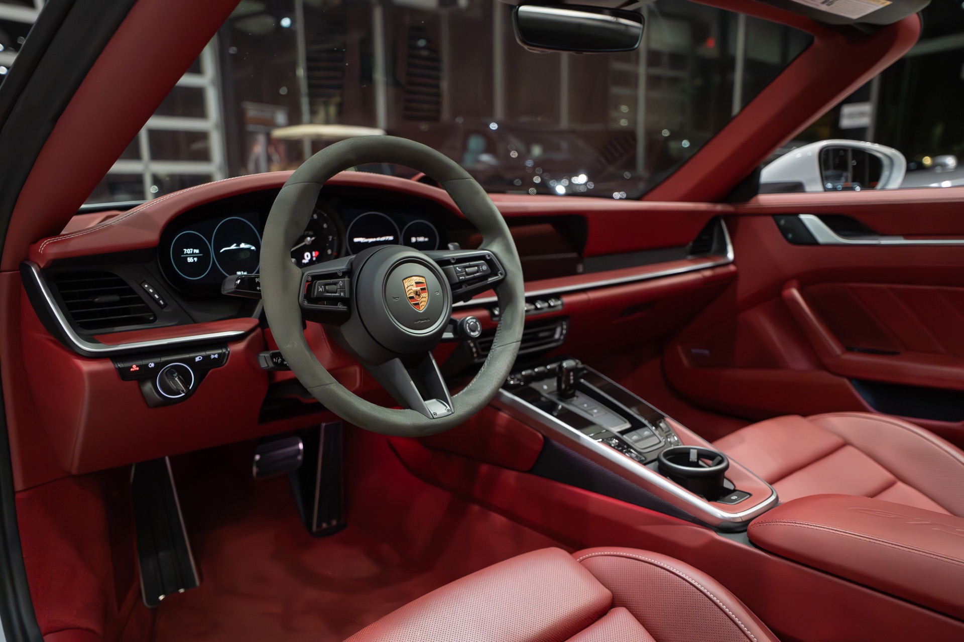 2024 PORSCHE 911 - Image 20