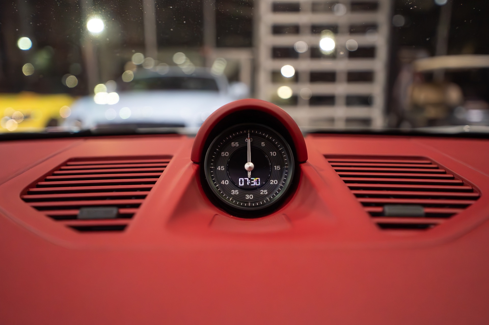 2024 PORSCHE 911 - Image 28