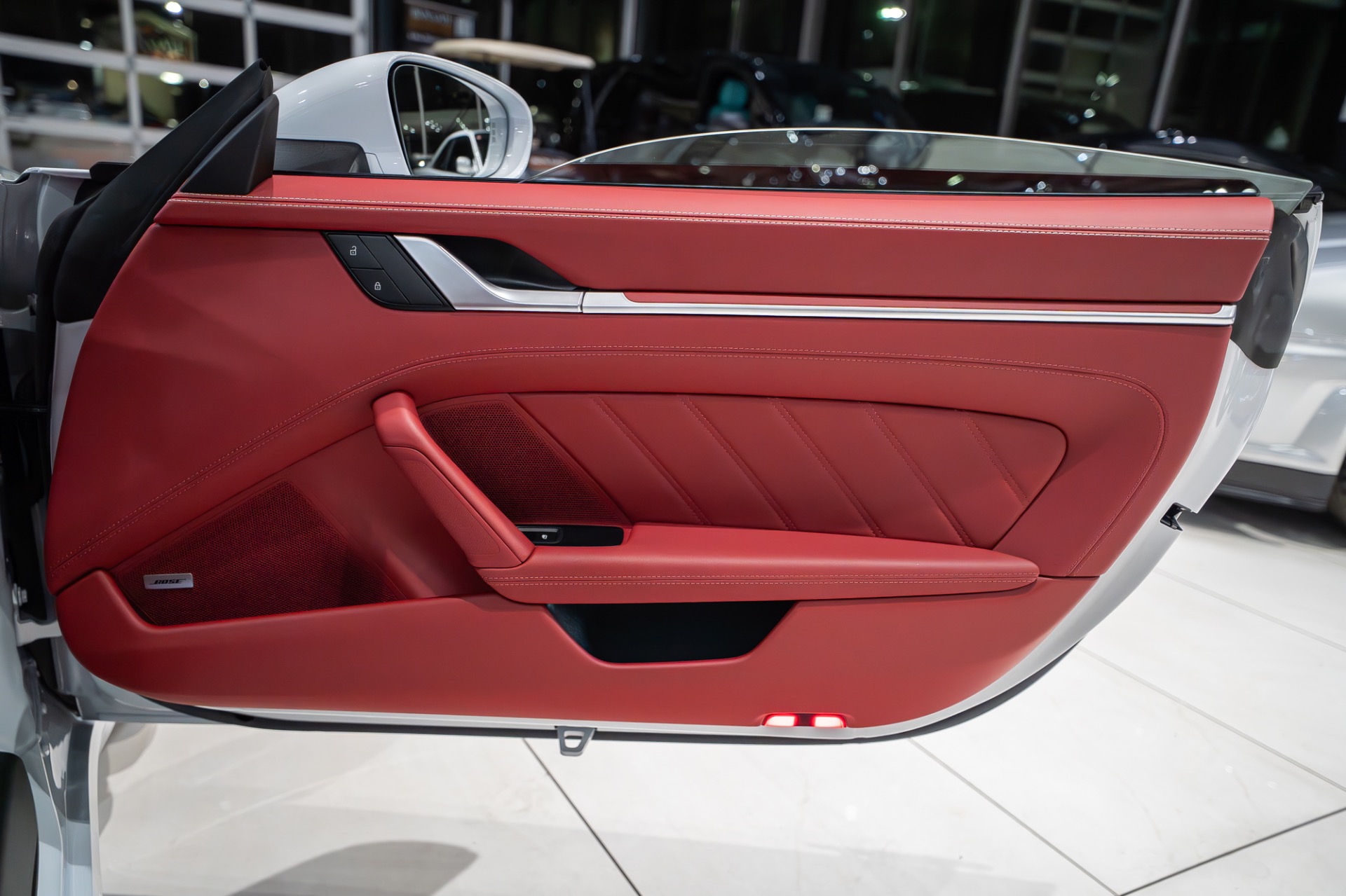 2024 PORSCHE 911 - Image 30