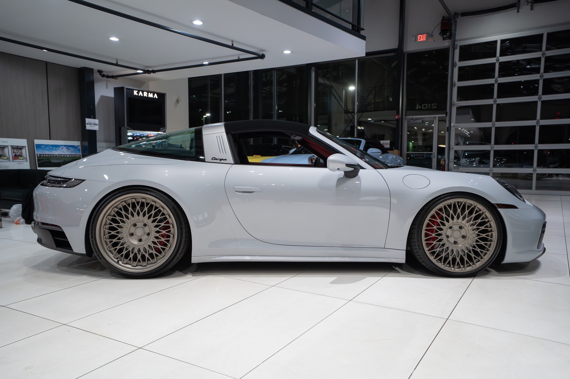 2024 PORSCHE 911 - Image 9