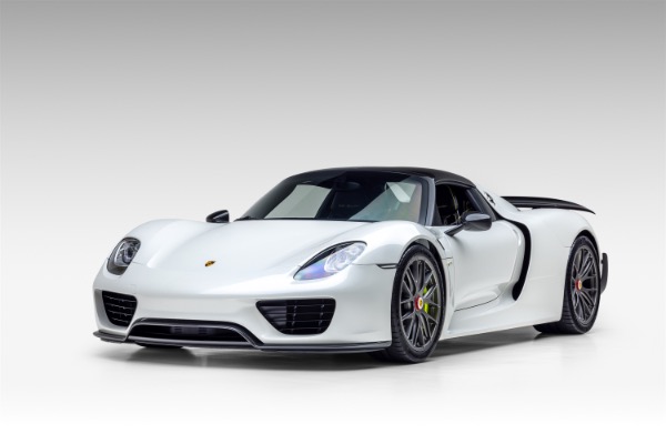 Used 2015 Porsche 918 Spyder Weissach Paint to Sample Oryx Metallic White Just Serviced 1/918 for sale Sold at Chicago Motor Cars in West Chicago IL 60185 4