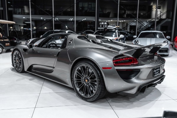 Used 2015 Porsche 918 Spyder $63k Liquid Silver Paint! 1 Owner Car! 1500 Miles! CXX Options! RARE! for sale Sold at Chicago Motor Cars in West Chicago IL 60185 3