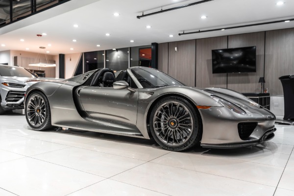 Used 2015 Porsche 918 Spyder $63k Liquid Silver Paint! 1 Owner Car! 1500 Miles! CXX Options! RARE! for sale Sold at Chicago Motor Cars in West Chicago IL 60185 6