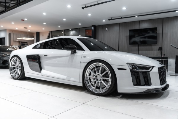 Used 2018 Audi R8 5.2 quattro V10 Plus Coupe Vorsteiner Aero! FabSpeed Exhaust! HOT SPEC! for sale Sold at Chicago Motor Cars in West Chicago IL 60185 6
